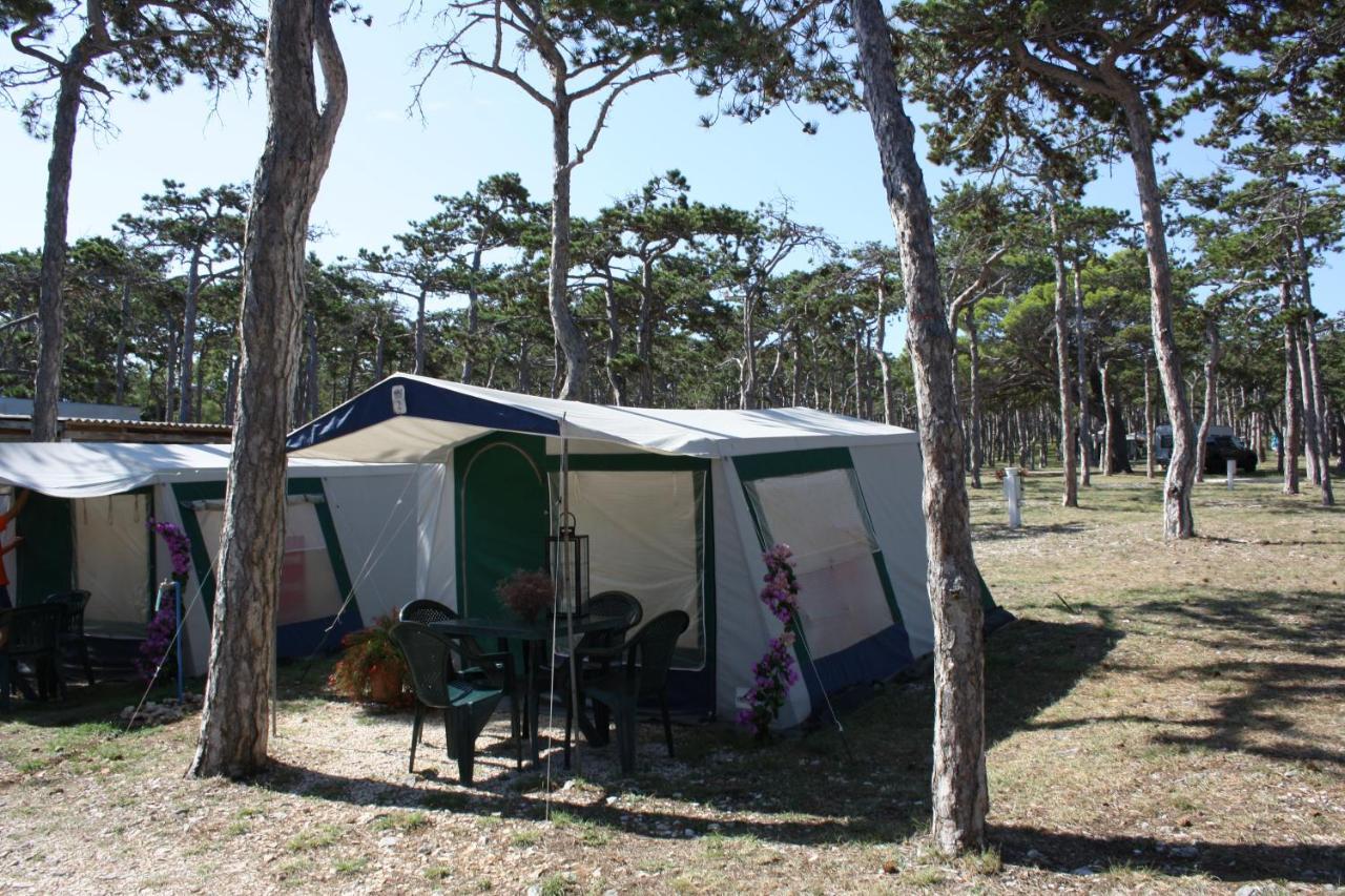 ホテル Camping Planik Ražanac エクステリア 写真