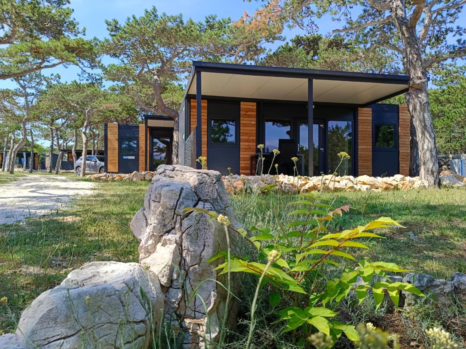 ホテル Camping Planik Ražanac エクステリア 写真