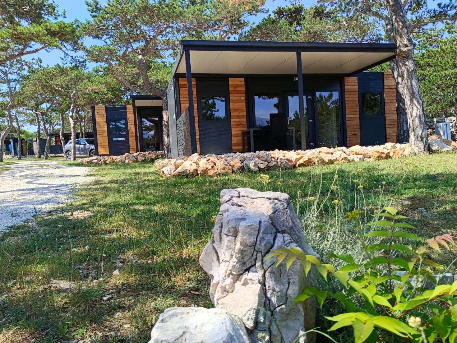 ホテル Camping Planik Ražanac エクステリア 写真