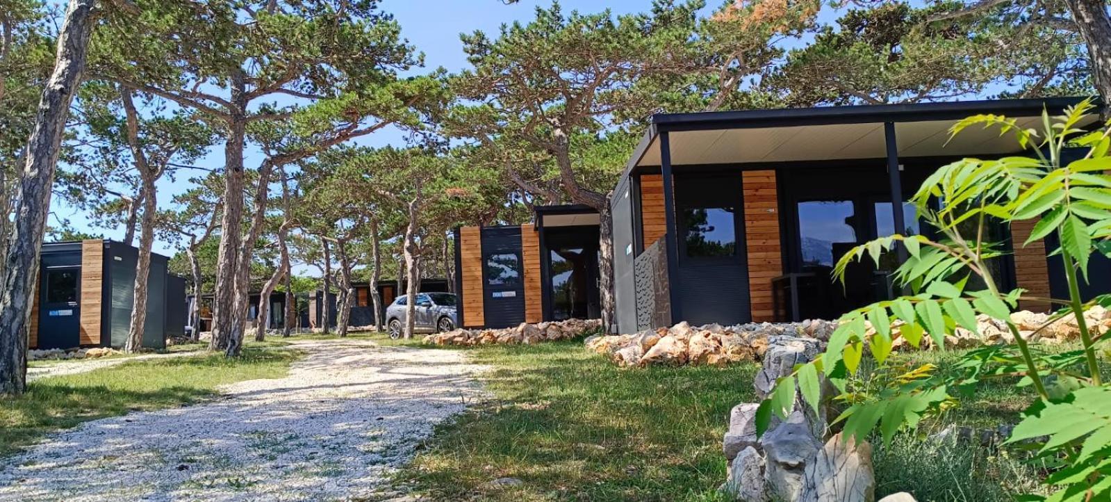 ホテル Camping Planik Ražanac エクステリア 写真
