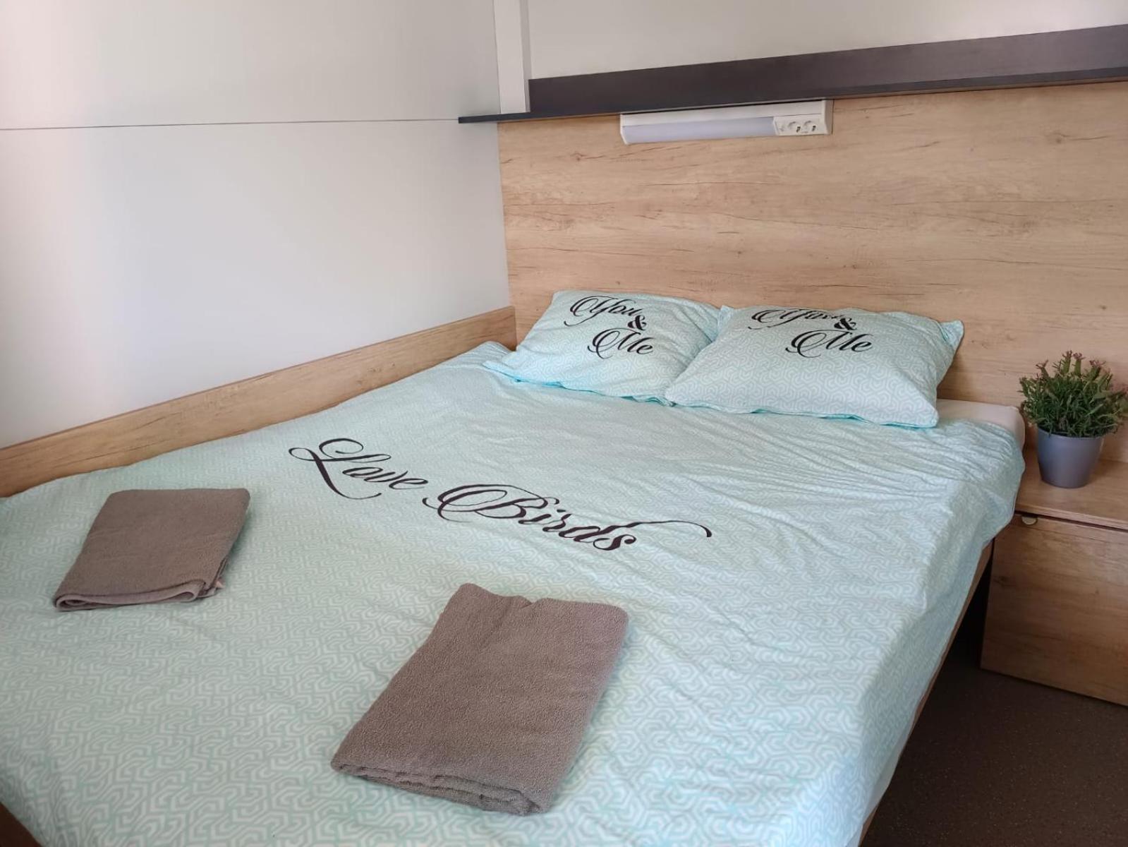 ホテル Camping Planik Ražanac エクステリア 写真