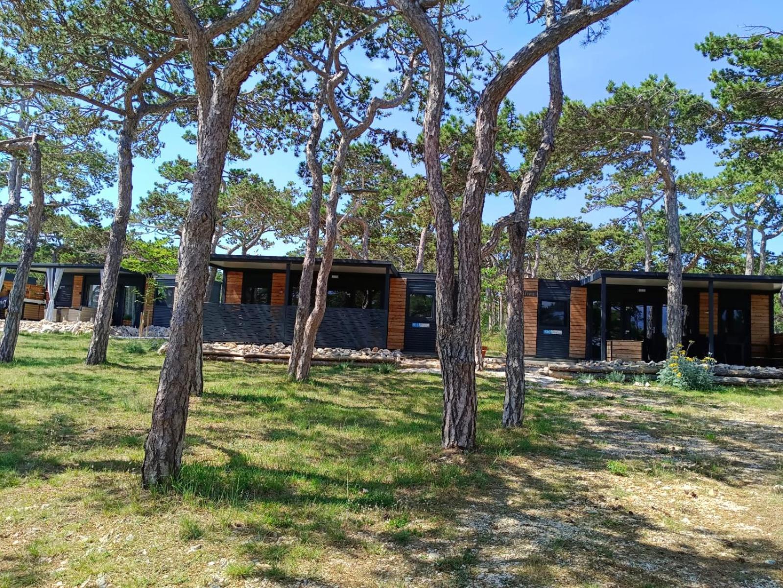 ホテル Camping Planik Ražanac エクステリア 写真