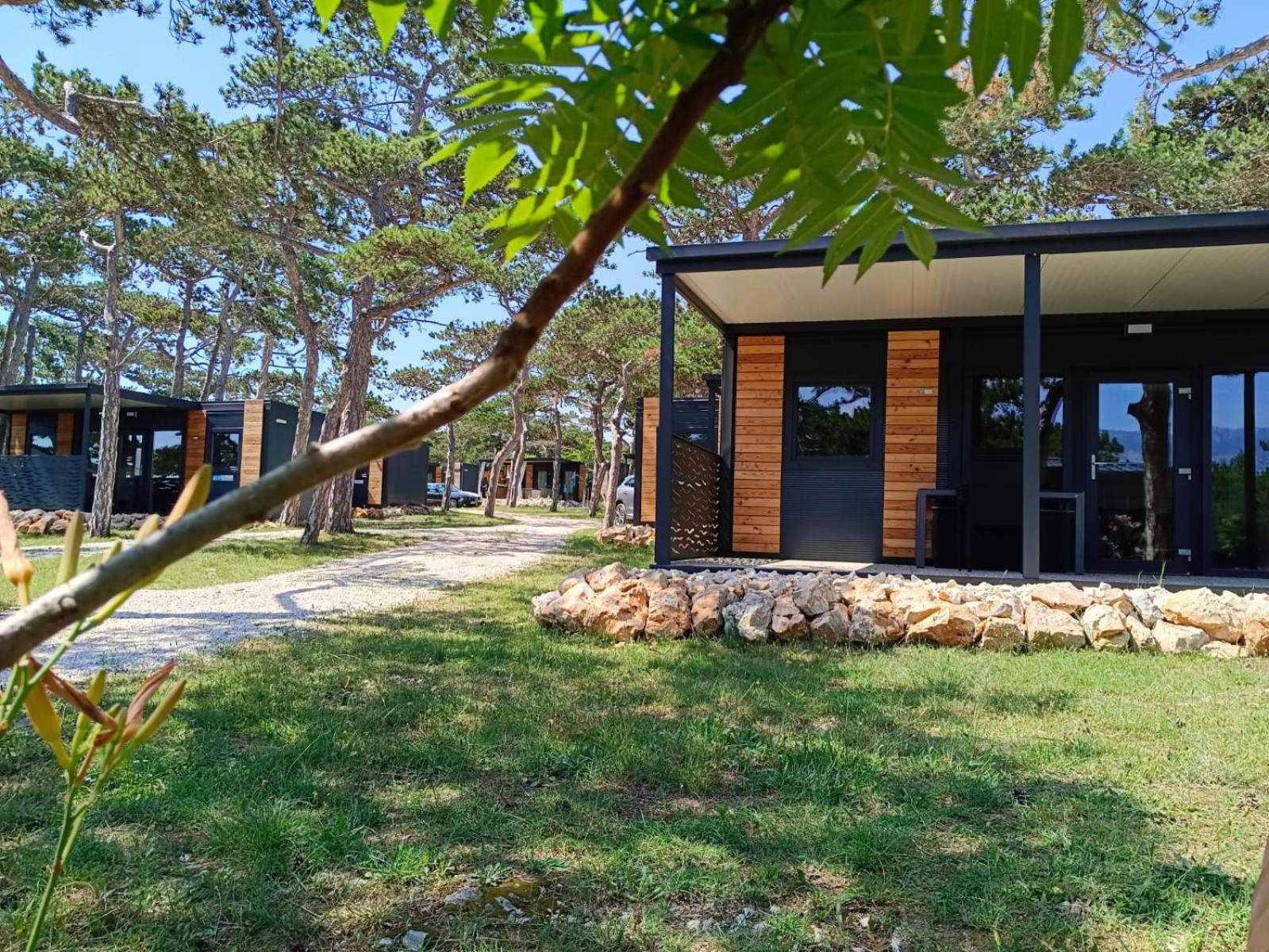 ホテル Camping Planik Ražanac エクステリア 写真