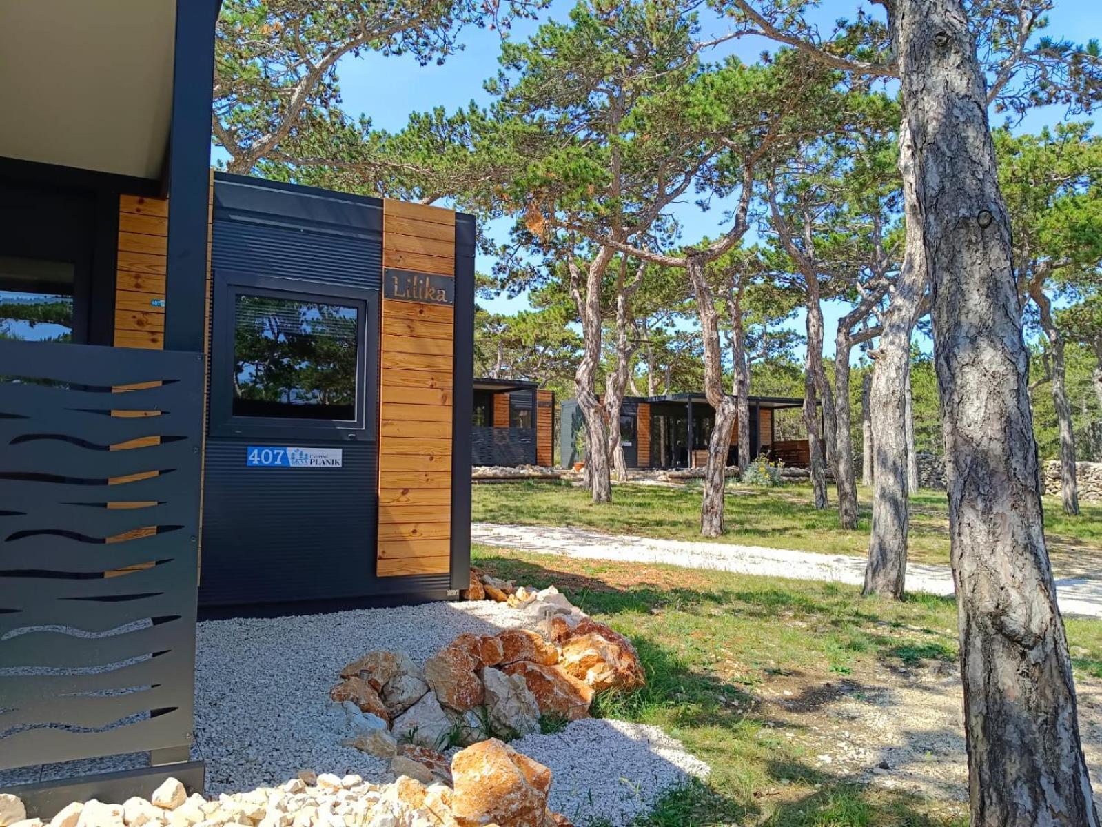 ホテル Camping Planik Ražanac エクステリア 写真